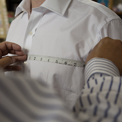 What To Expect When Visiting a Shirtmaker