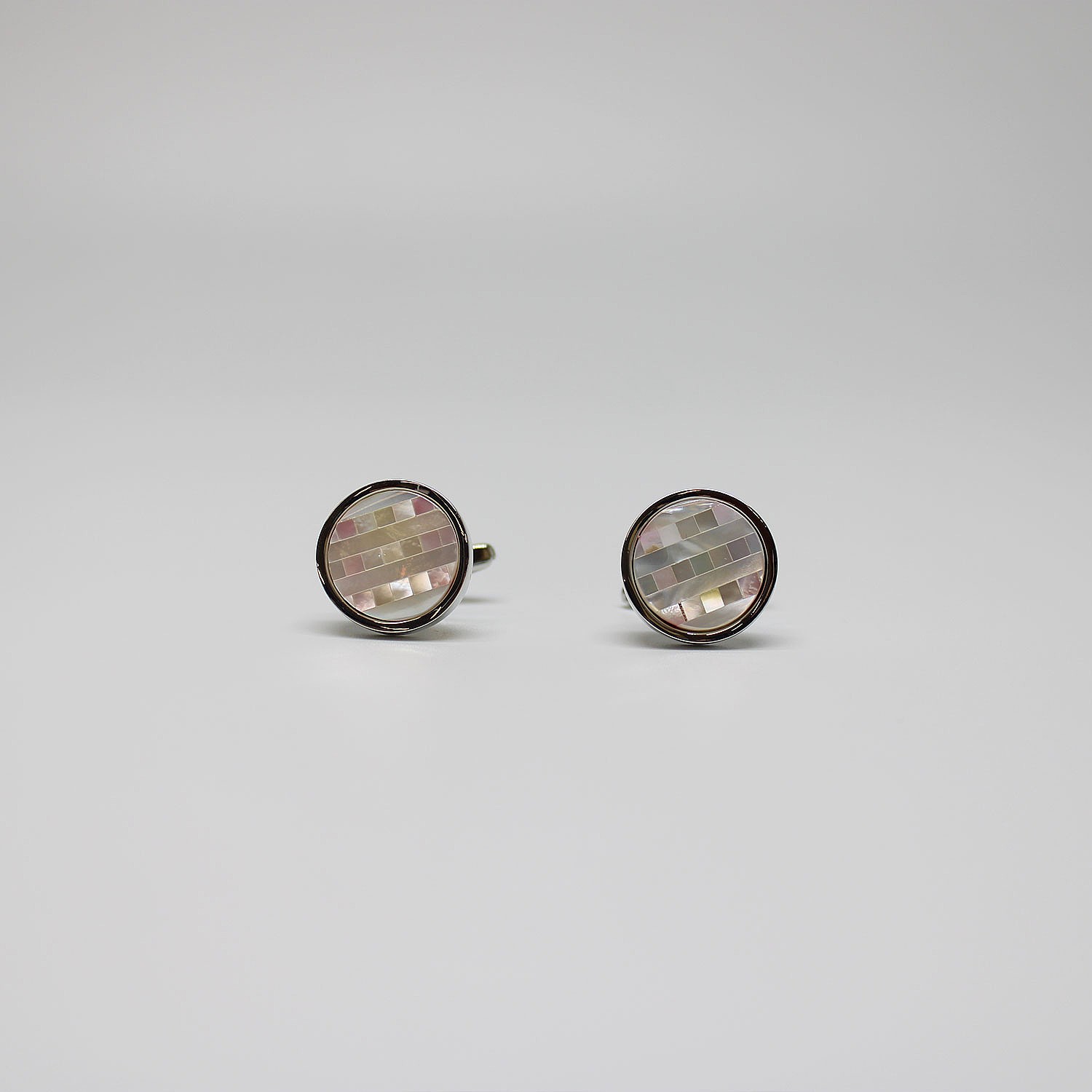Mother Of Pearl Round Cufflink